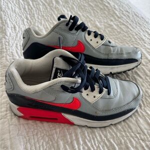 Nike Youth Air Max, 5.5 Y